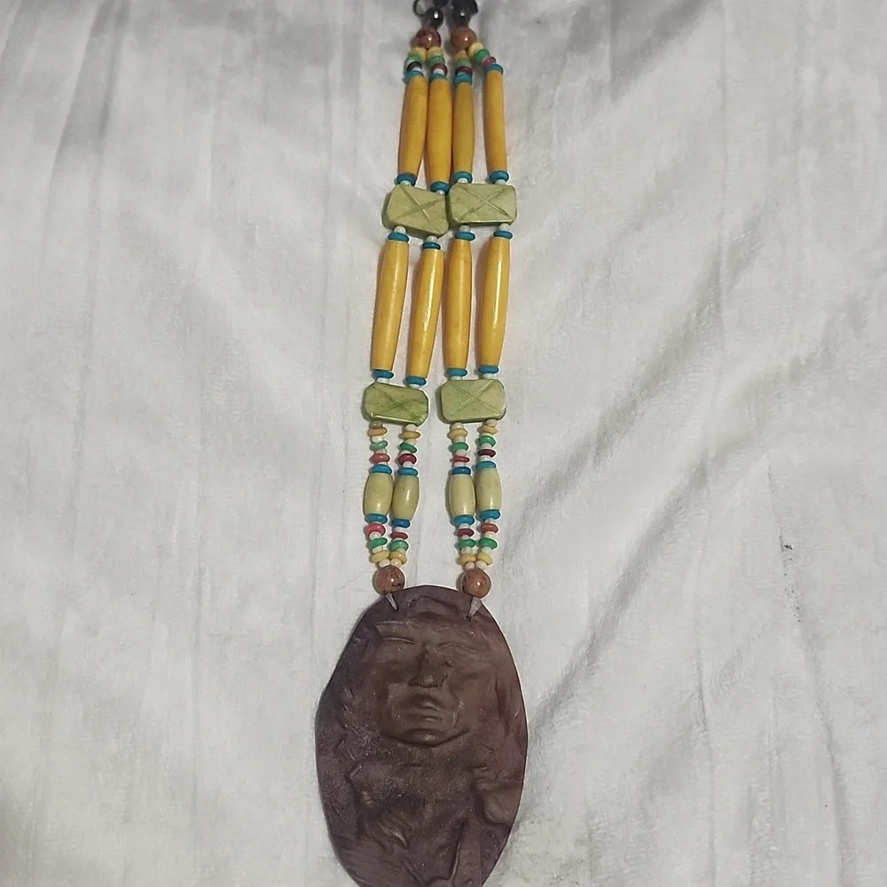 Handcrafted Beaded Native American Necklace with Brown Pendant - Picture 2 of 5